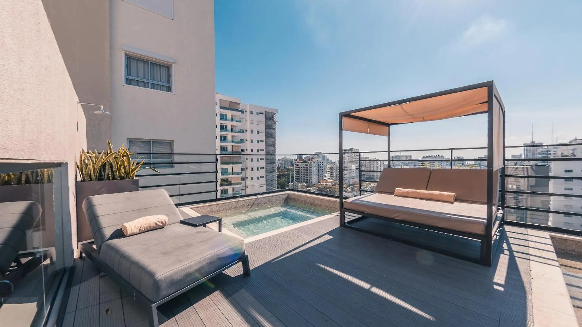 Fully Serviced Apartment At Regatta Living II - 302 Santo Domingo 0*,  Dominican Republic